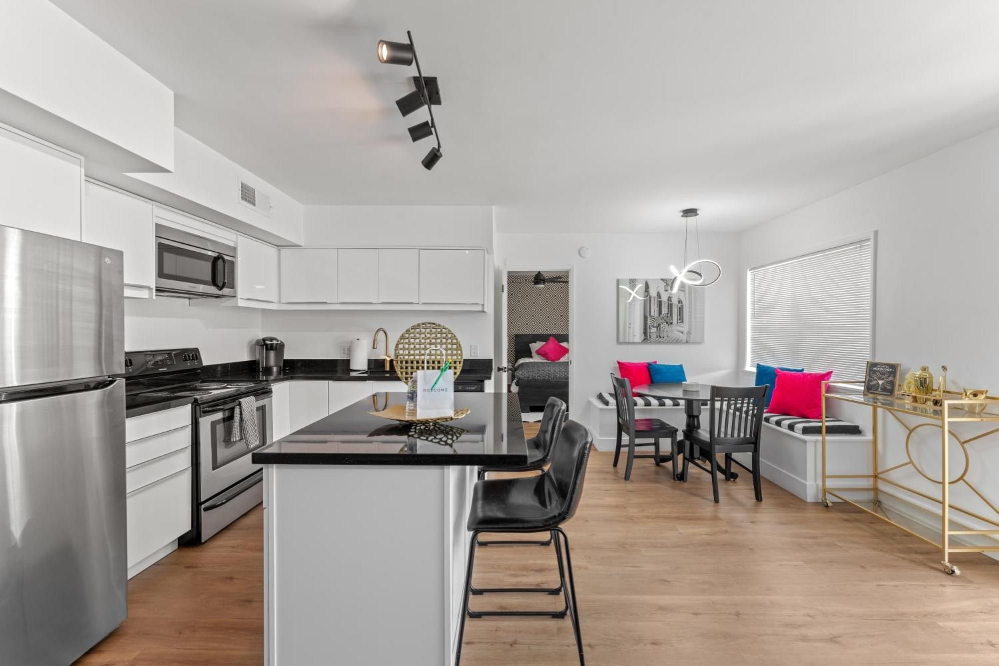 Windfield In The Entertainment District * Scottsdale